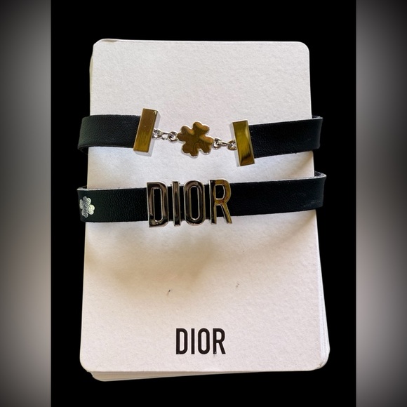 New in Box Dior GWP Choker Black Began Leather with Silver Accents & Clovers - Picture 1 of 5